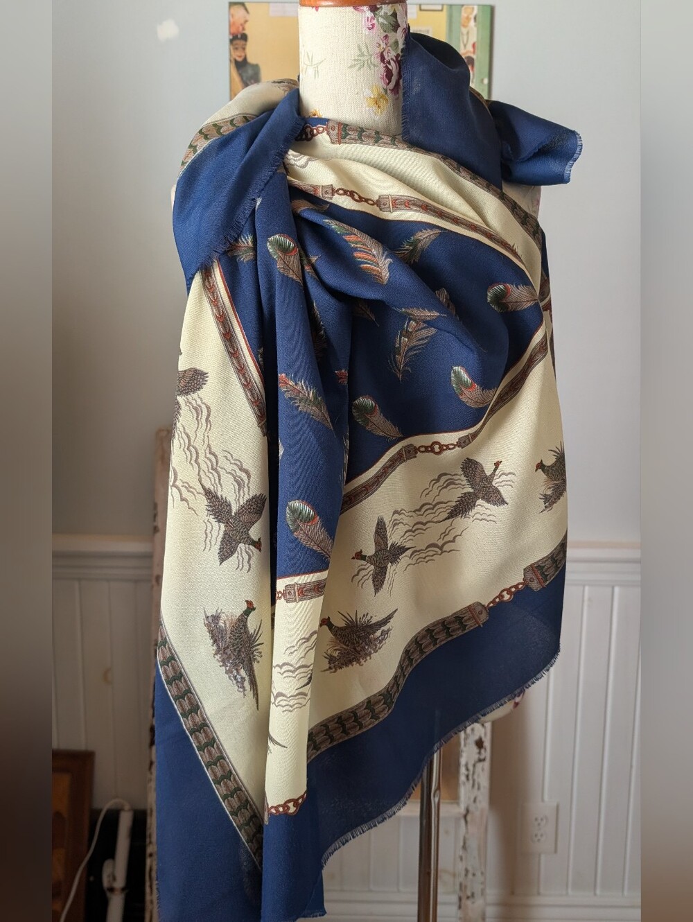 Gina Ruccini Scarf - Picture 2 of 9